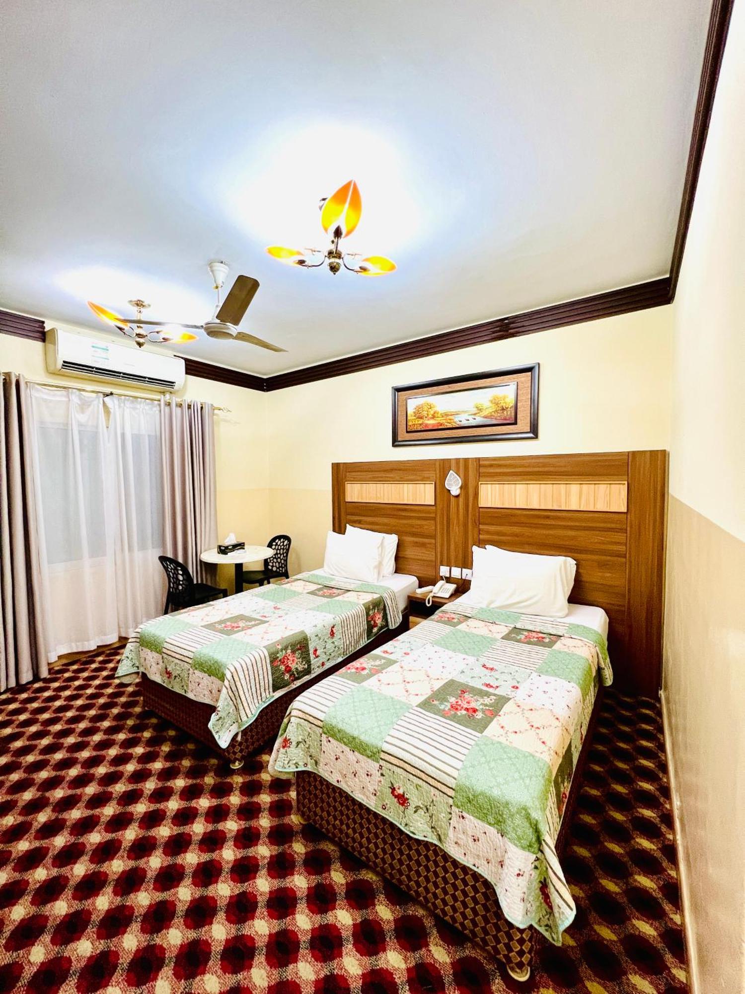 Al Ahrar Hotel Dubai Exterior foto